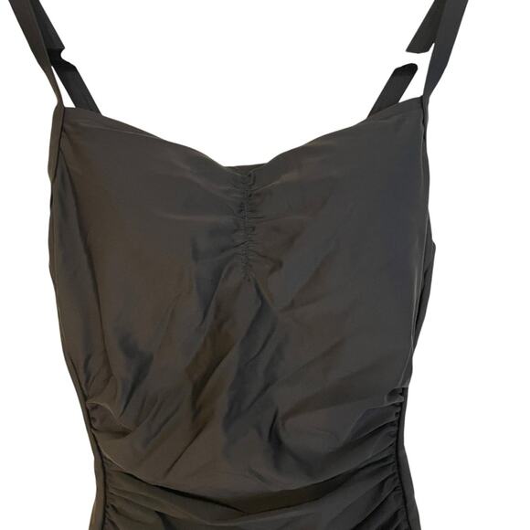 Lands’ End Black Tummy and Back Control One Piece Swimsuit NWT Size Small - Picture 3 of 11